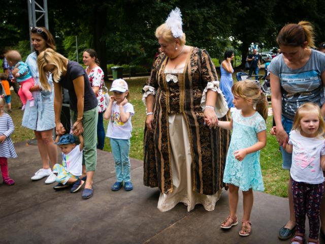 Polskie tańce na dworze króla i inne atrakcje dla dzieci