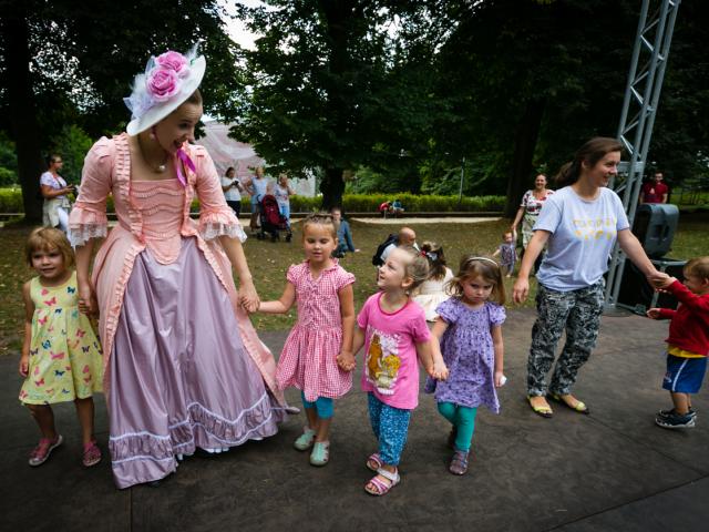 Polskie tańce na dworze króla i inne atrakcje dla dzieci